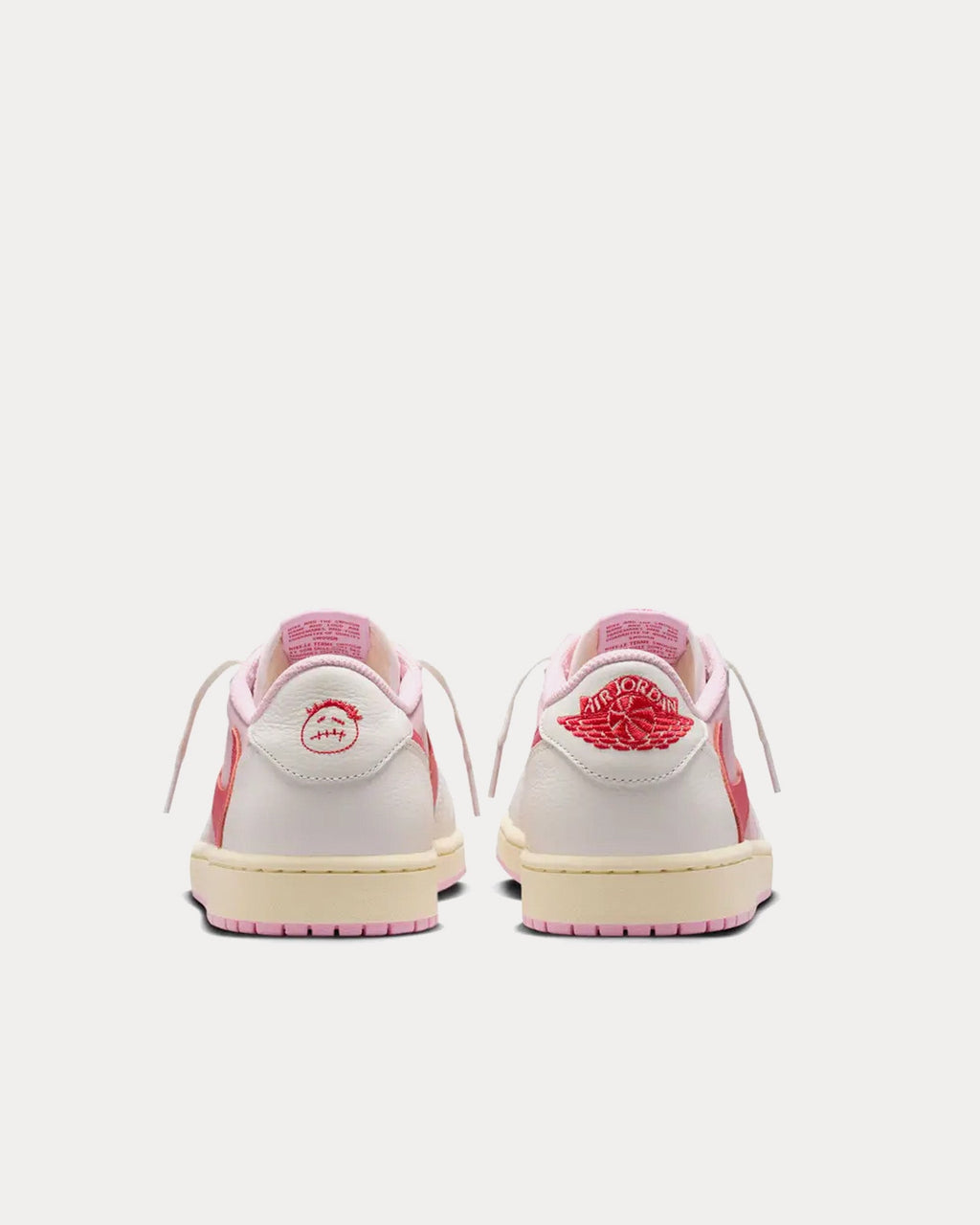Jordan x Travis Scott Unisex Air Jordan 1 Low
OG Sail