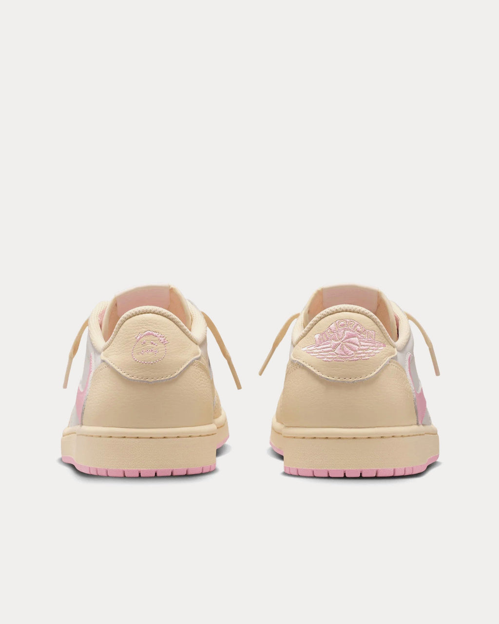 Travis Scott X Jordan 1 Low OG SP PS 'Shy
Pink'
