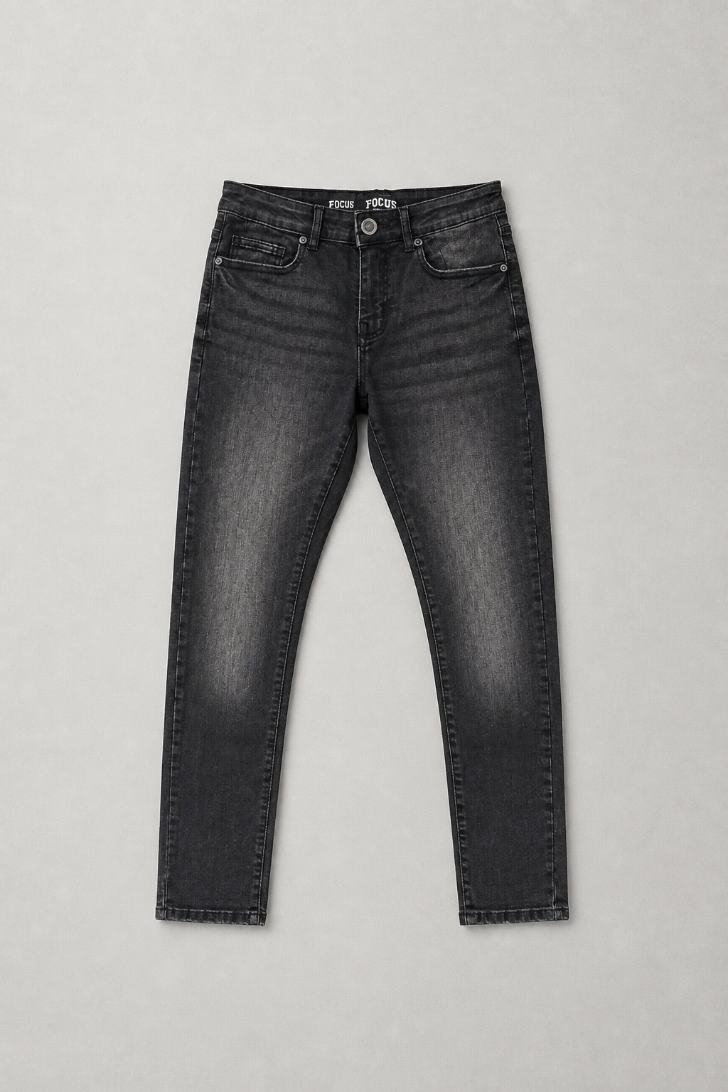 Classic Denim Focus