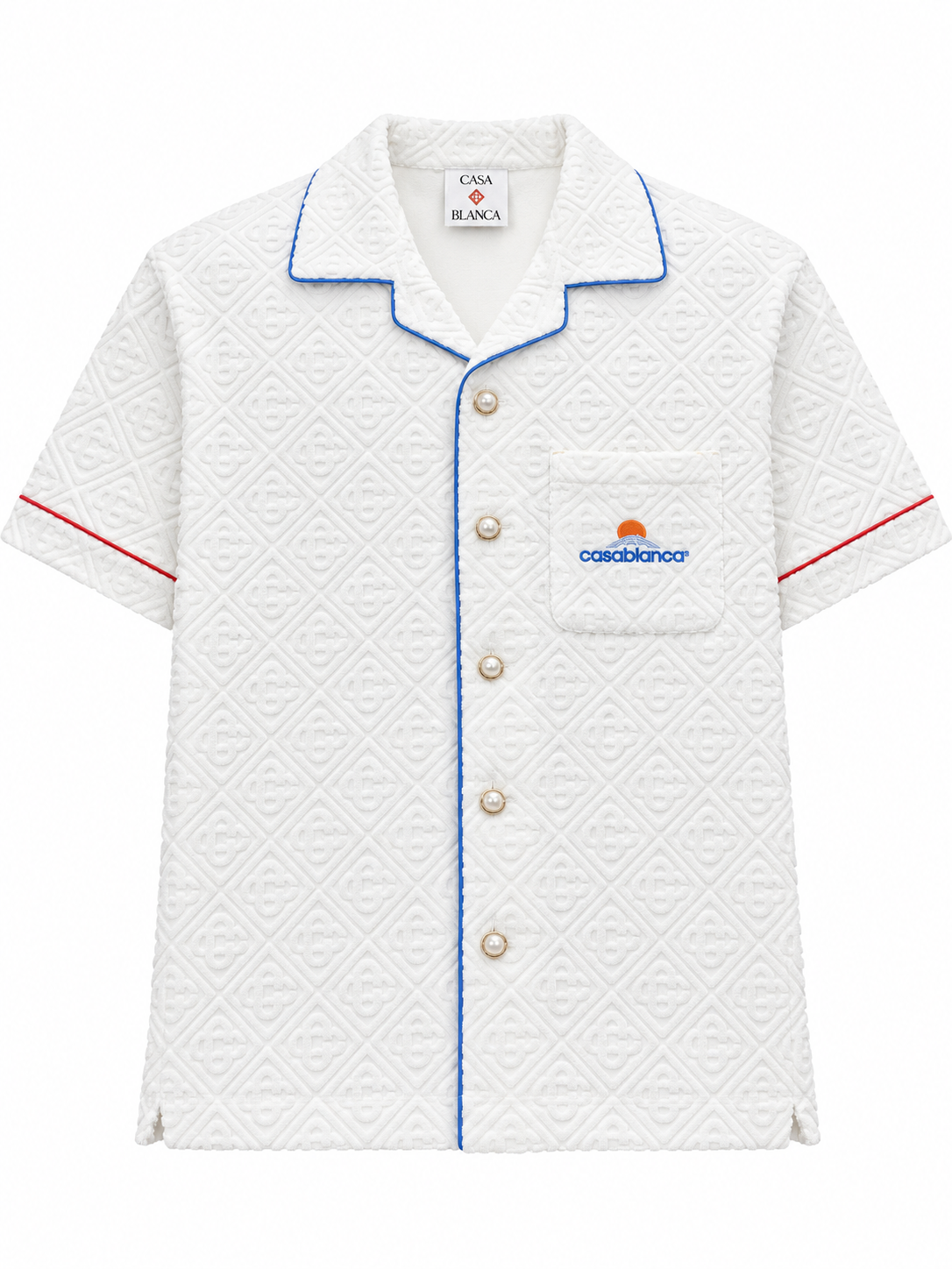 Detalle de la camisa del conjunto Casablanca blanco