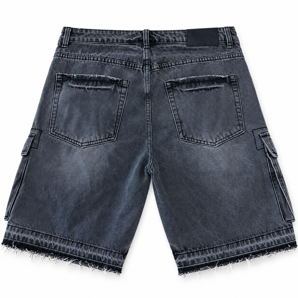 Gray denim cargo shorts — vista trasera