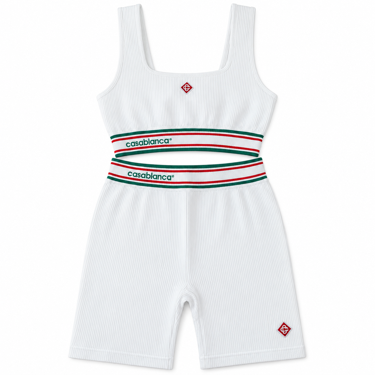 Conjunto Casablanca de mujer blanco de top y short sobre fondo blanco